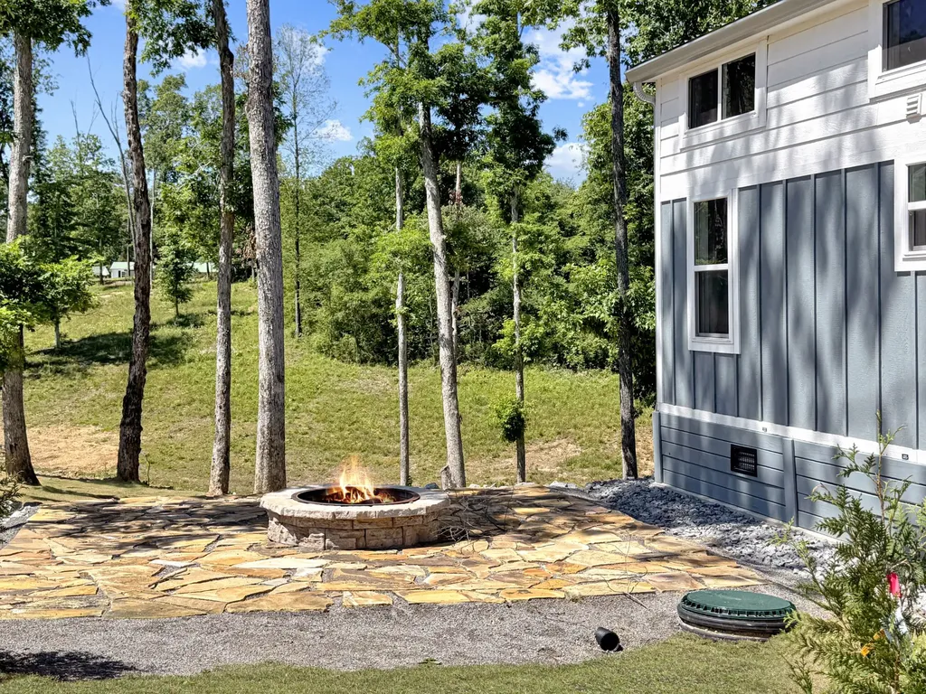 123 Pine Grove Lane Dover TN 37058