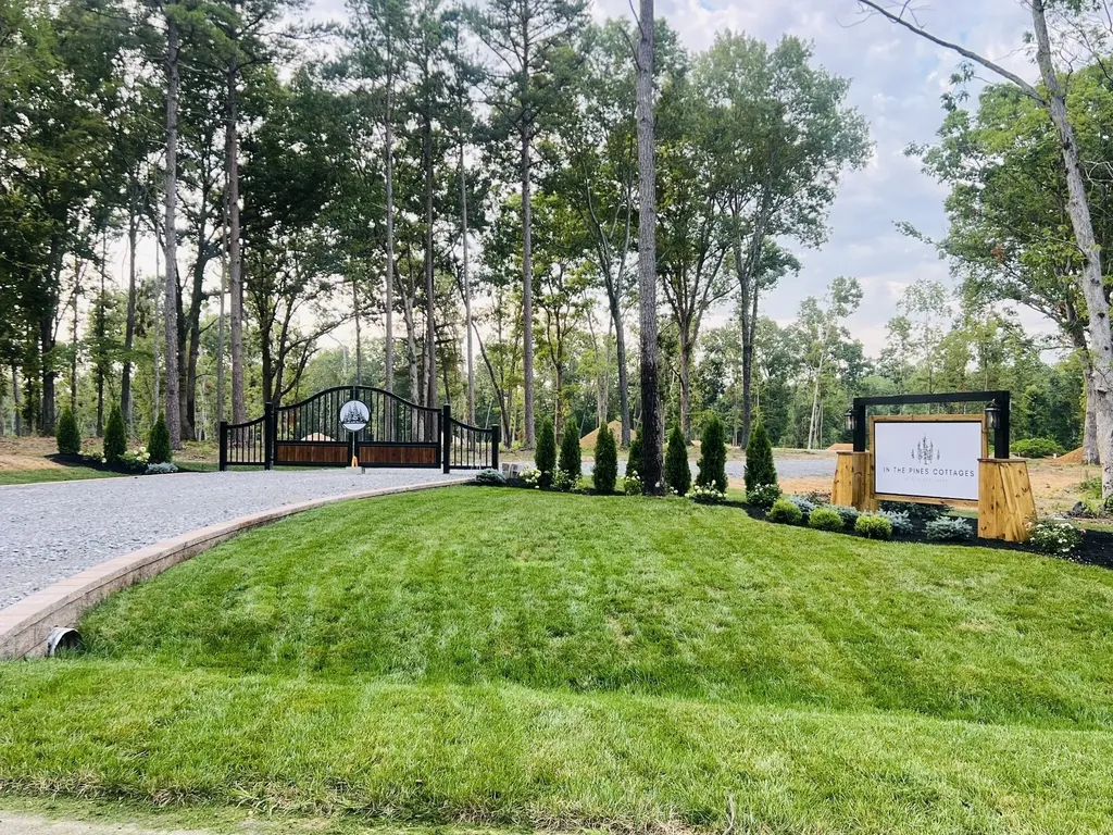 123 Pine Grove Lane Dover TN 37058