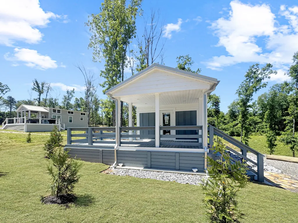 123 Pine Grove Lane Dover TN 37058