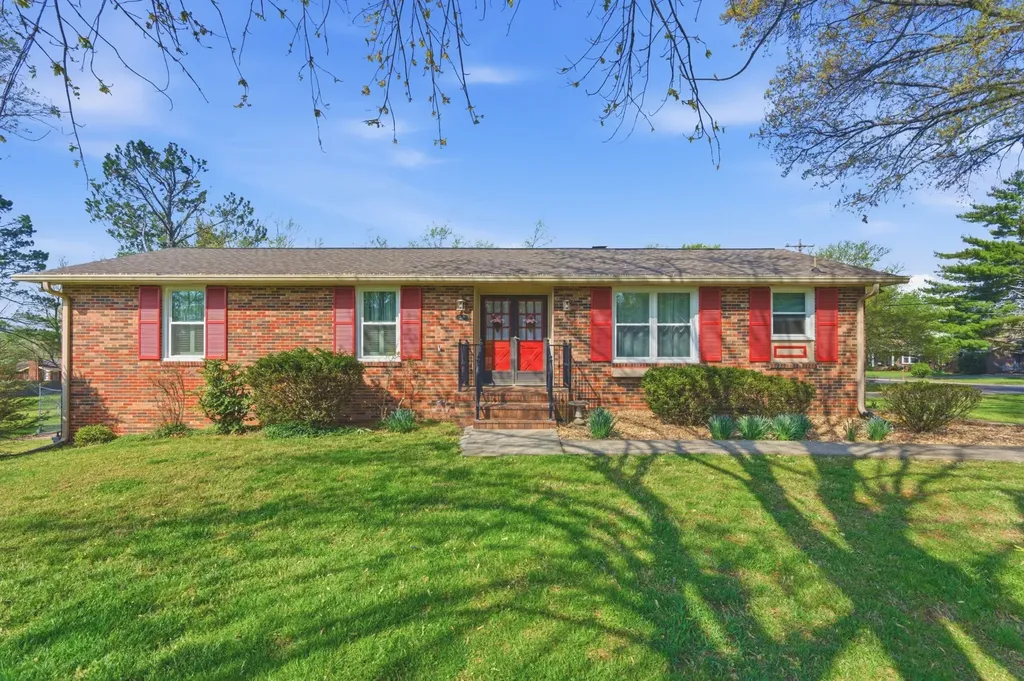 288 Indian Lake Road Hendersonville TN 37075