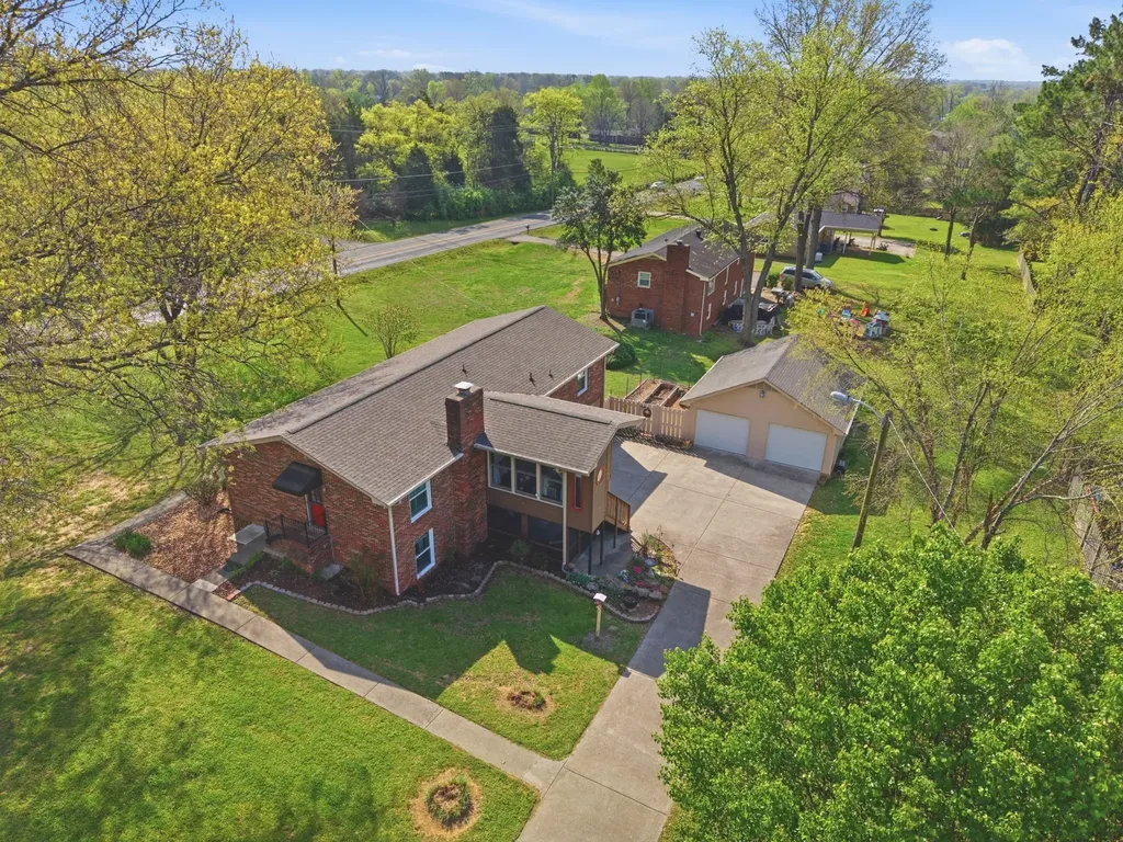 288 Indian Lake Road Hendersonville TN 37075