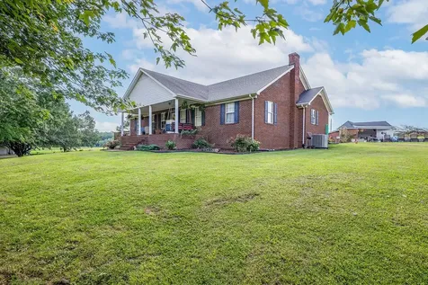 187 N Old Military Road Summertown TN 38483