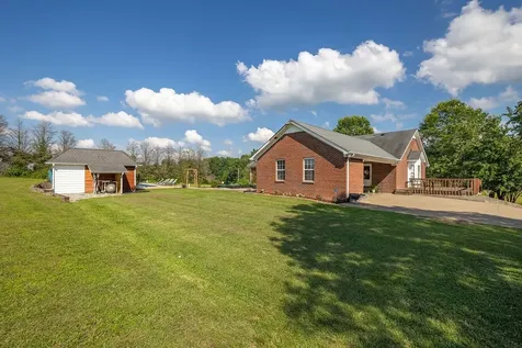 187 N Old Military Road Summertown TN 38483