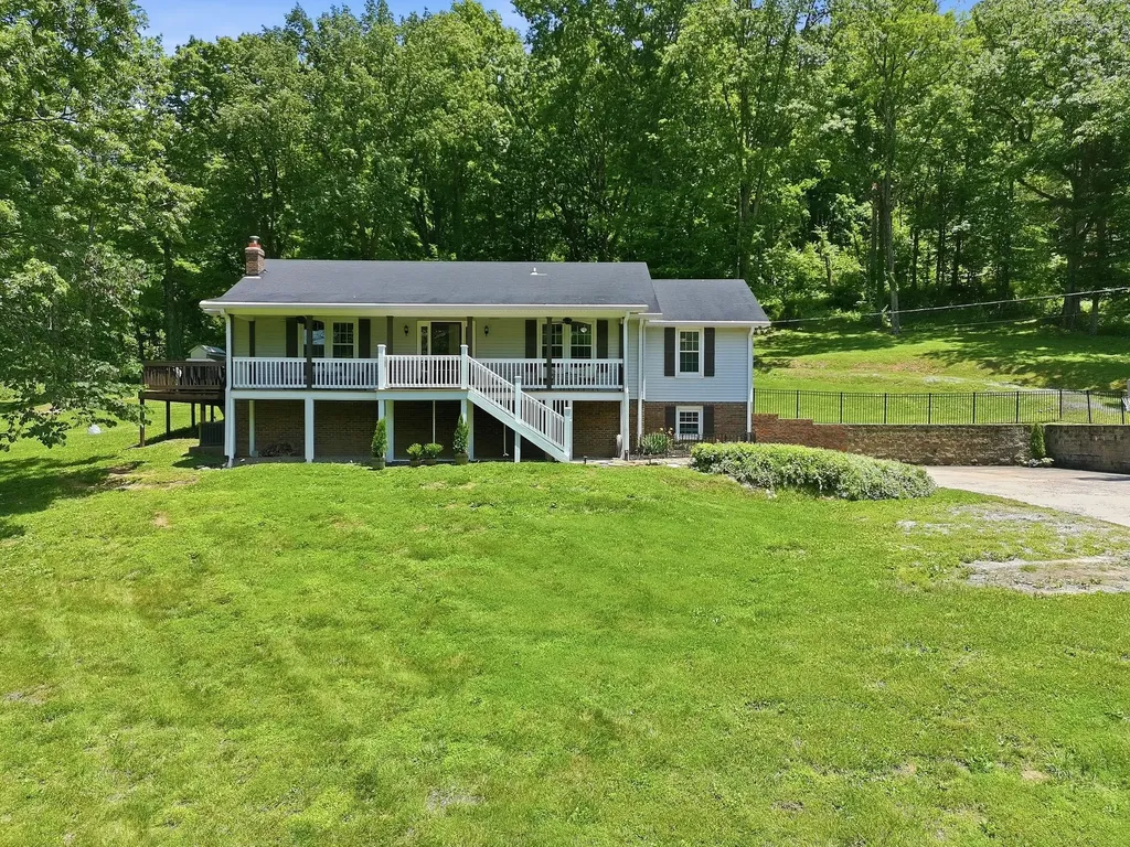 6753 Bethesda Arno Road Thompsons Station TN 37179