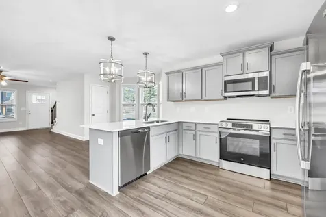 101 Quarry Point Drive Clarksville TN 37043
