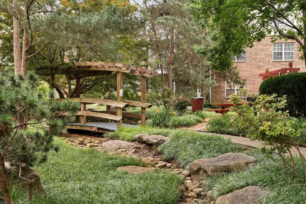 2025 Woodmont Boulevard Nashville TN 37215
