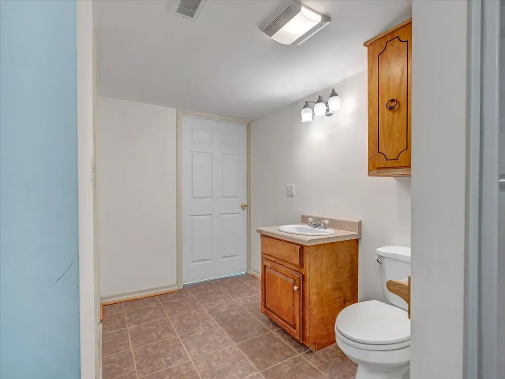 7691 Elkton Pike Prospect TN 38477