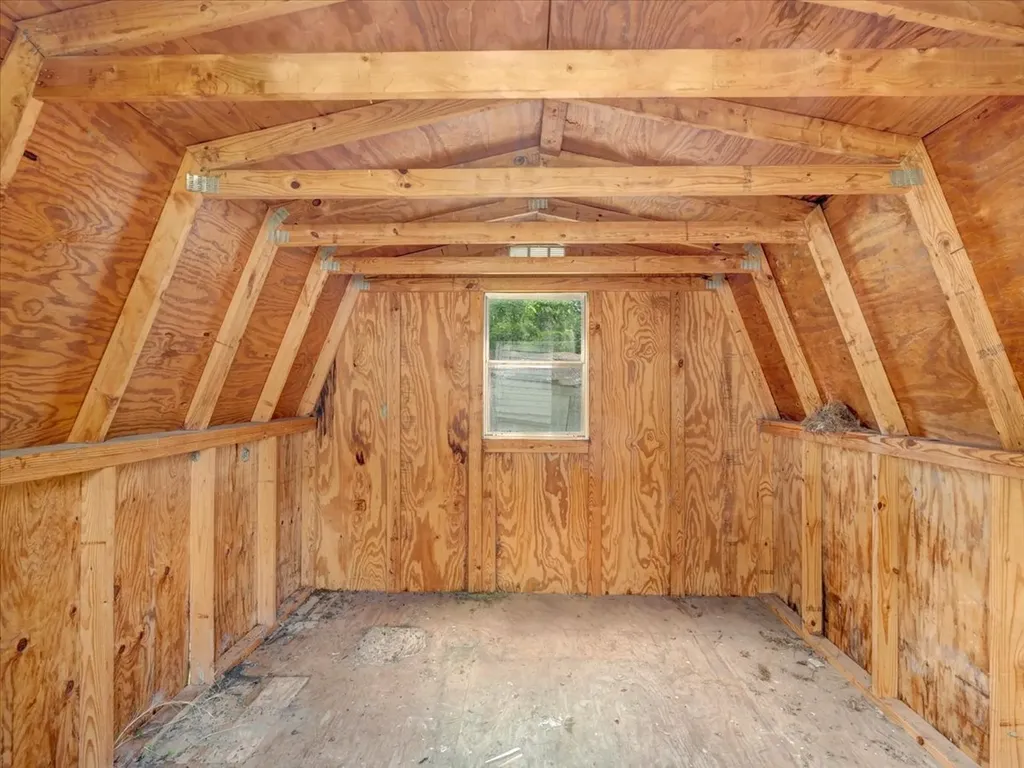 7691 Elkton Pike Prospect TN 38477