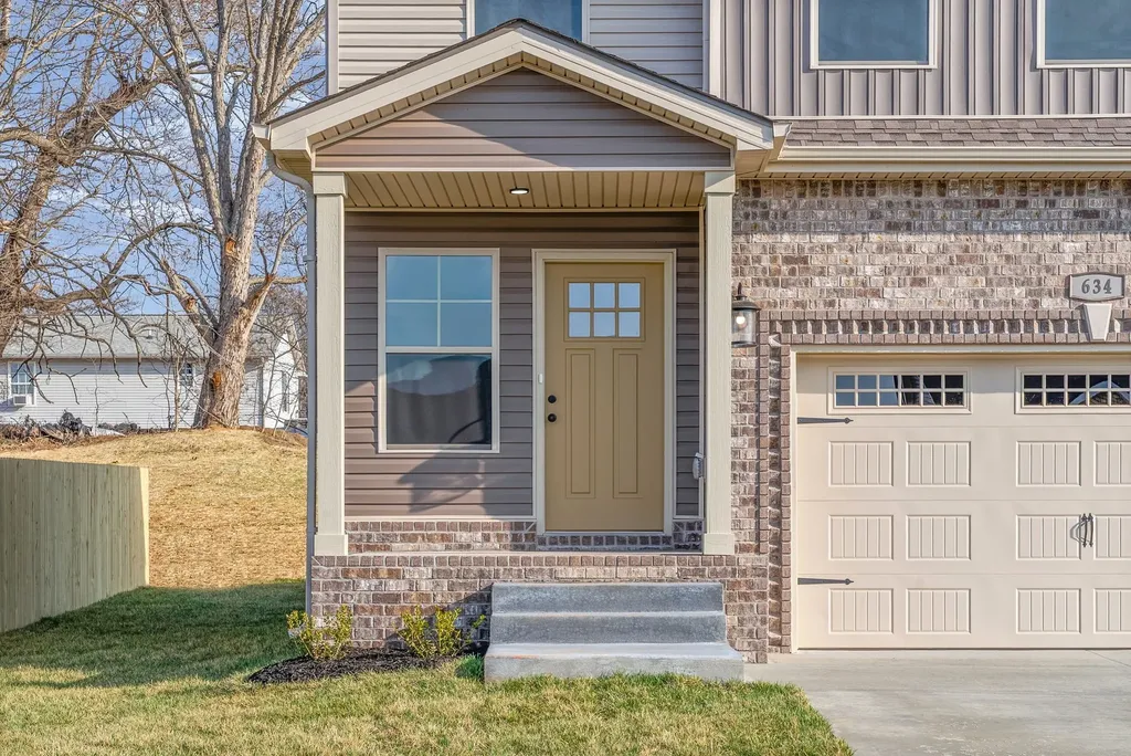 340 Cardinal Creek Clarksville TN 37040