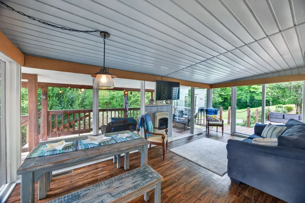155 Mayberry Drive Smithville TN 37166
