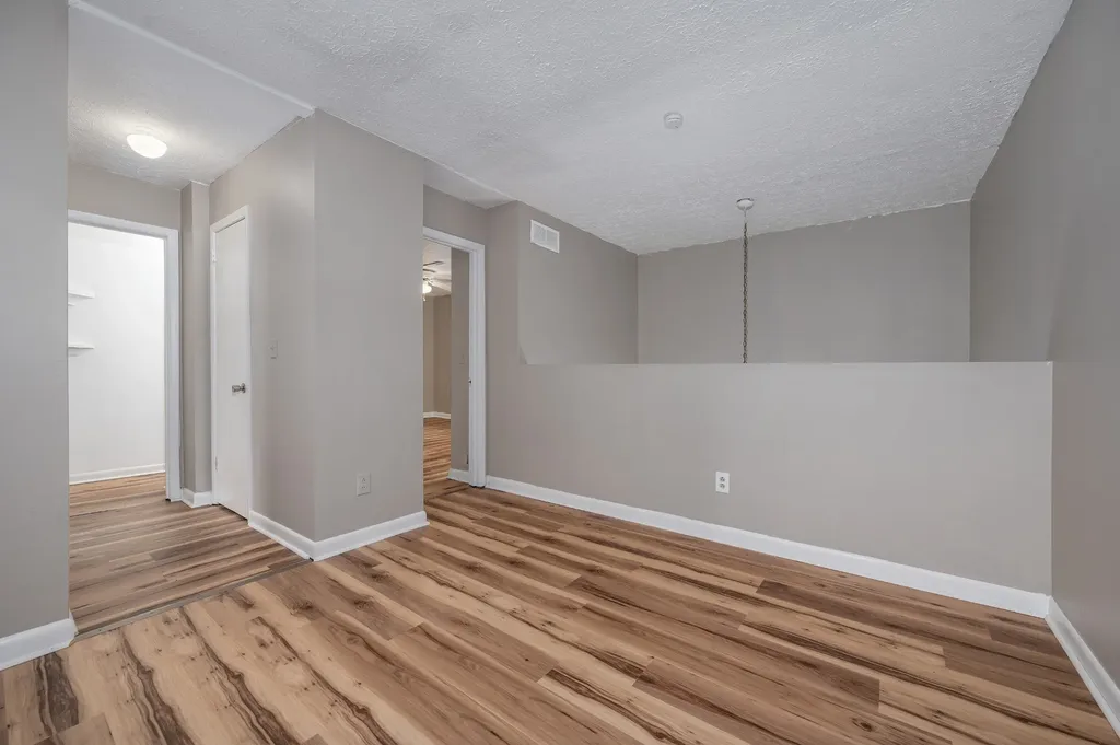 5222 Dove Trail Hermitage TN 37076