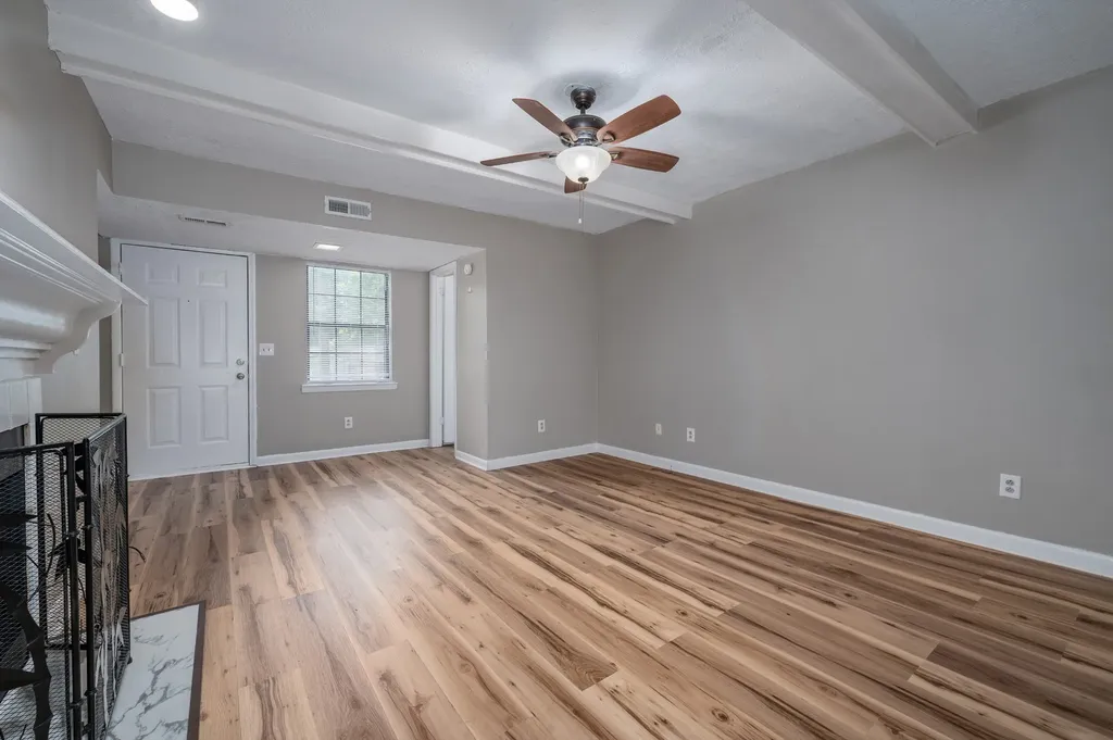 5222 Dove Trail Hermitage TN 37076