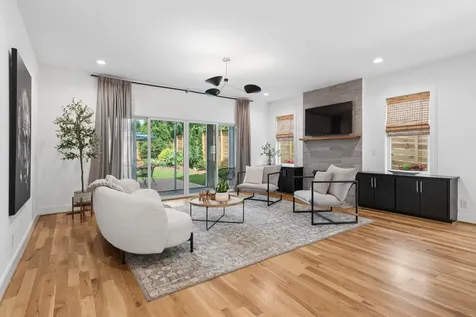 2815A W Kirkwood Avenue Nashville TN 37204