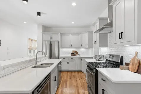 2815A W Kirkwood Avenue Nashville TN 37204