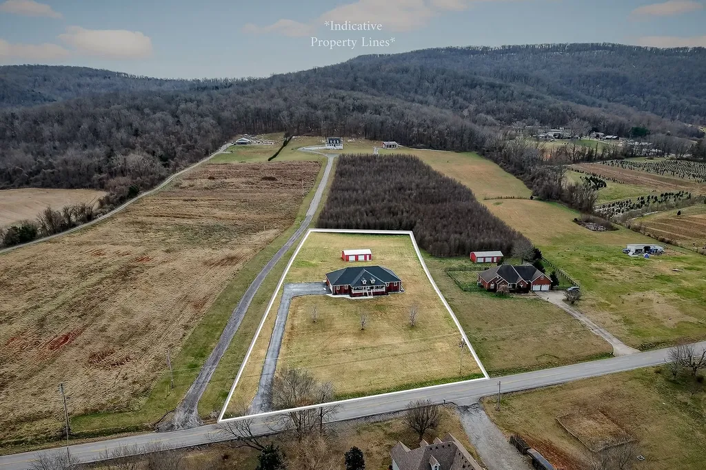2408 Shellsford Road Mcminnville TN 37110