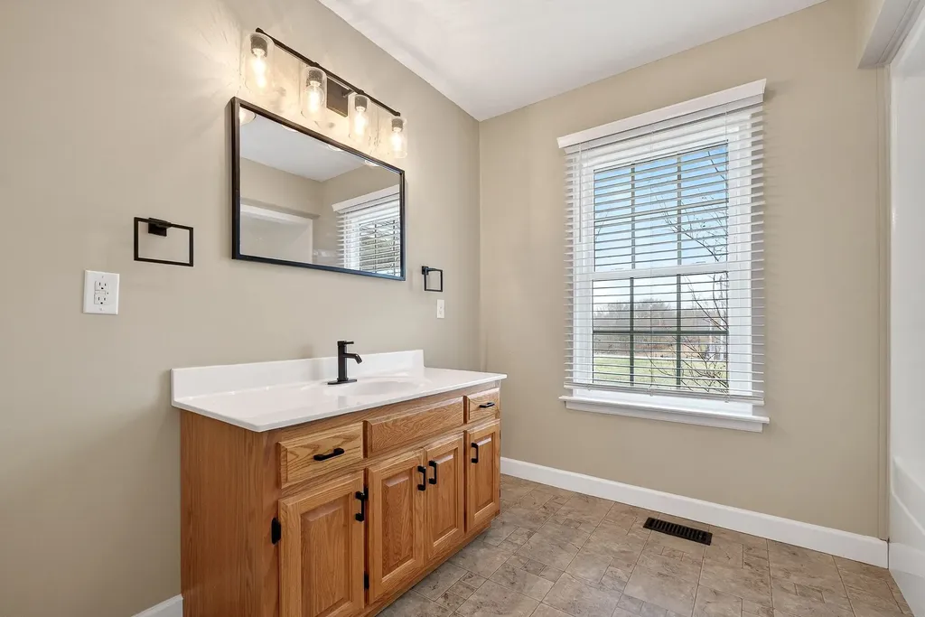 2408 Shellsford Road Mcminnville TN 37110