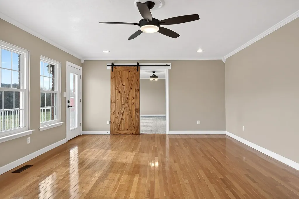 2408 Shellsford Road Mcminnville TN 37110