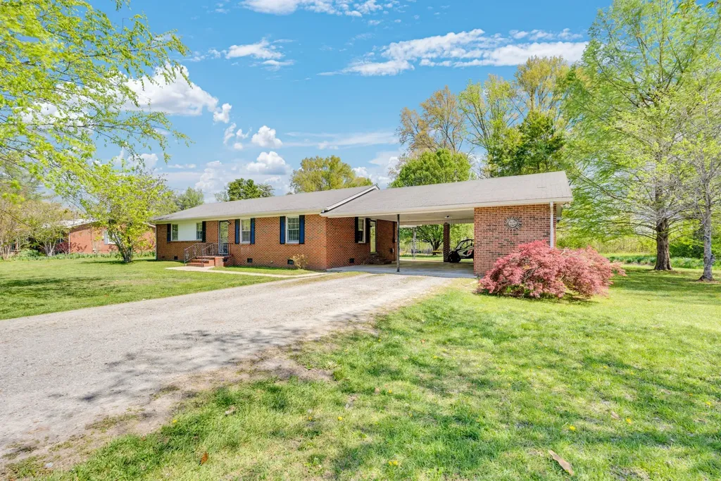 120 Boyd Street Morrison TN 37357