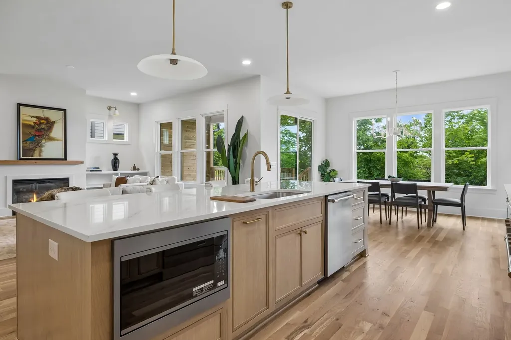 905B Potter Lane Nashville TN 37206