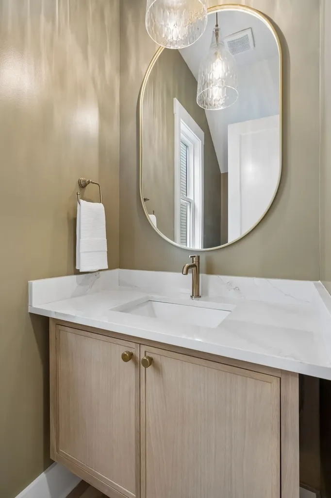 905B Potter Lane Nashville TN 37206