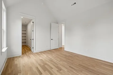 905B Potter Lane Nashville TN 37206