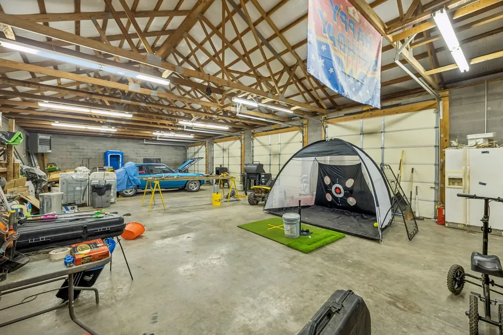 5450 Highway 49, W Vanleer TN 37181