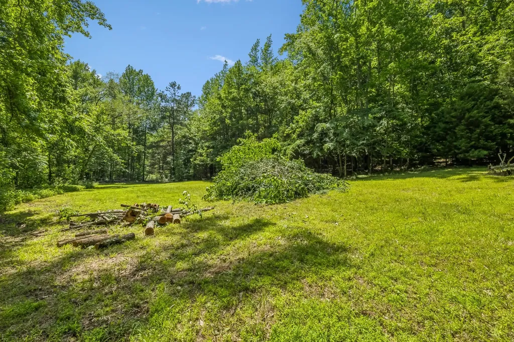 5450 Highway 49, W Vanleer TN 37181