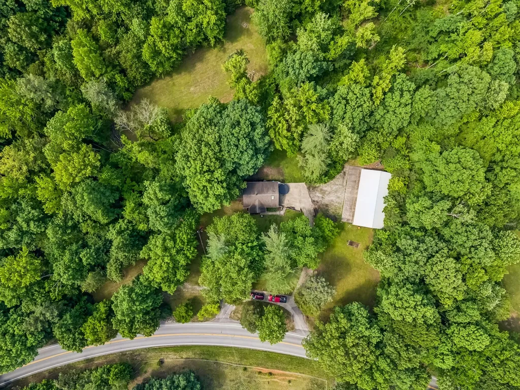 5450 Highway 49, W Vanleer TN 37181
