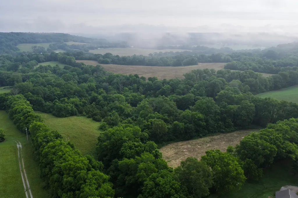 3526 Williamsport Pike Williamsport TN 38487