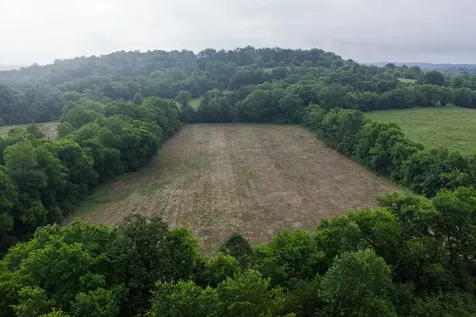3526 Williamsport Pike Williamsport TN 38487