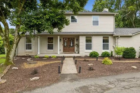 8013 Wikle Road, E Brentwood TN 37027