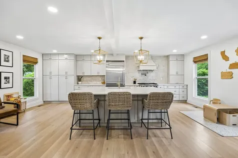 8013 Wikle Road, E Brentwood TN 37027