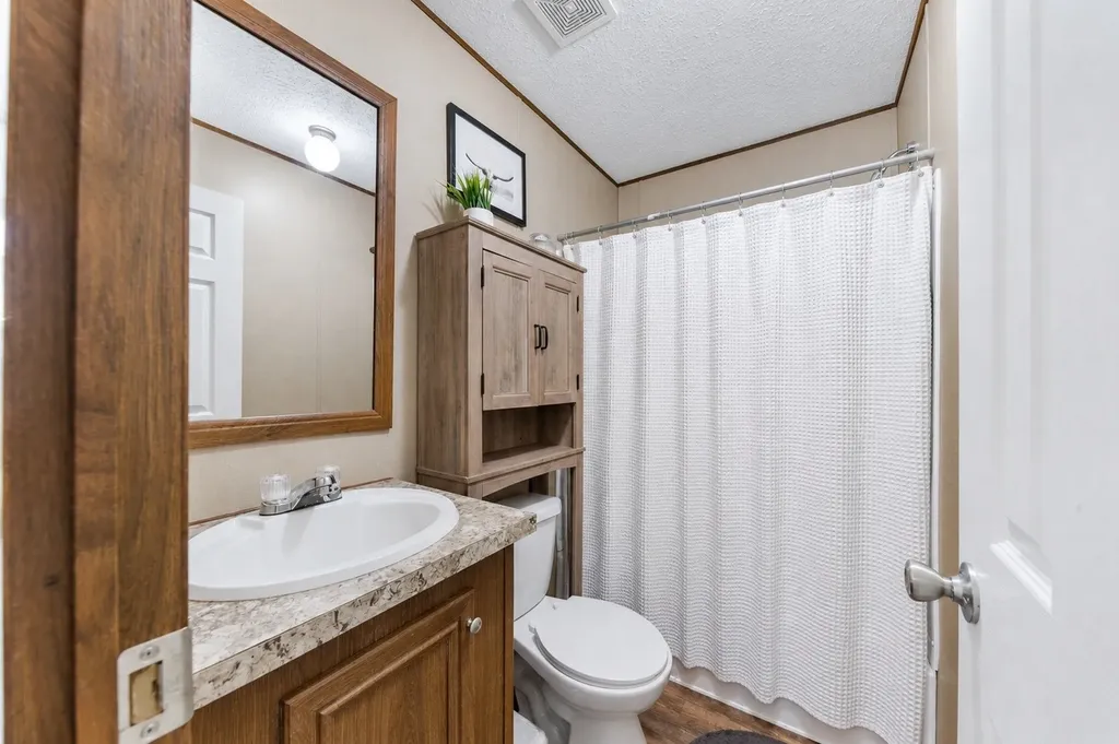 6126 Calvin Potts Road Primm Springs TN 38476