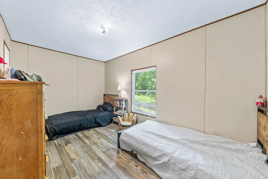 6126 Calvin Potts Road Primm Springs TN 38476