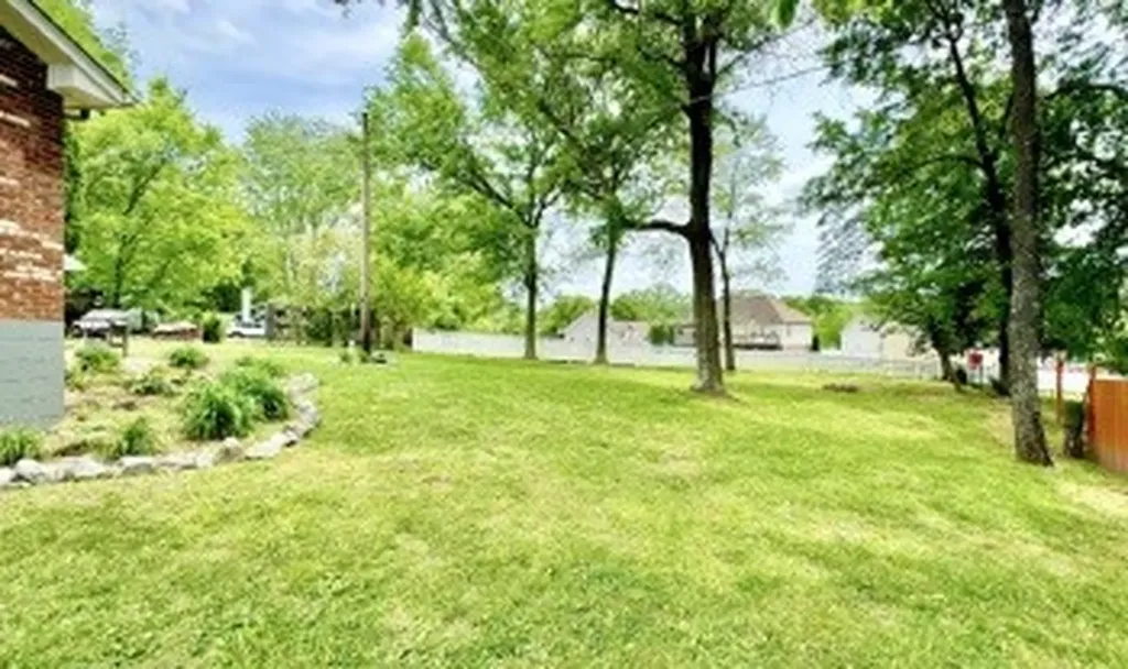 3103 Spring Creek Court Clarksville TN 37040