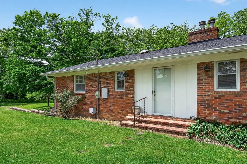 640 Cill Street Smithville TN 37166