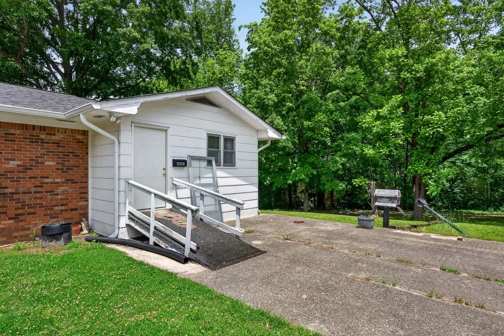 640 Cill Street Smithville TN 37166