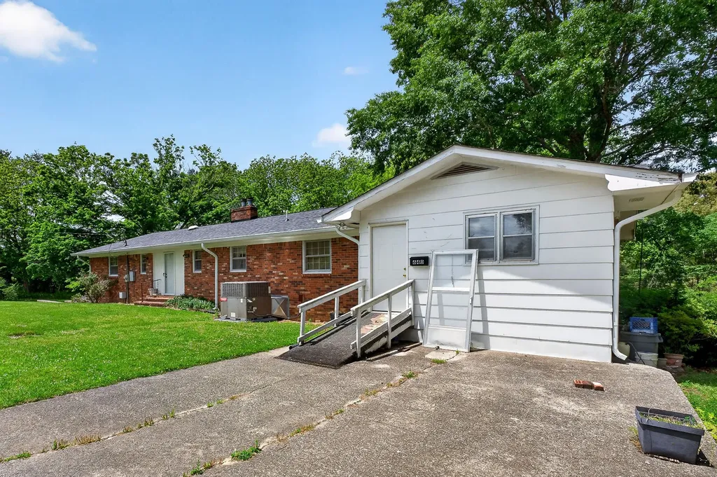 640 Cill Street Smithville TN 37166