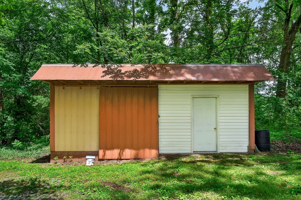 640 Cill Street Smithville TN 37166