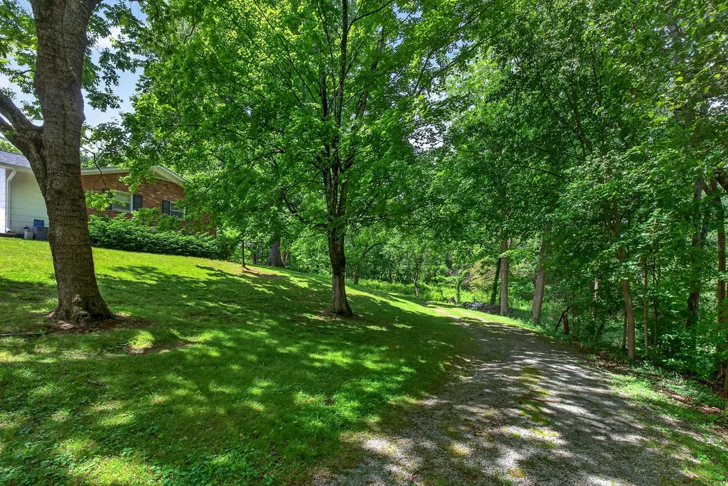 640 Cill Street Smithville TN 37166