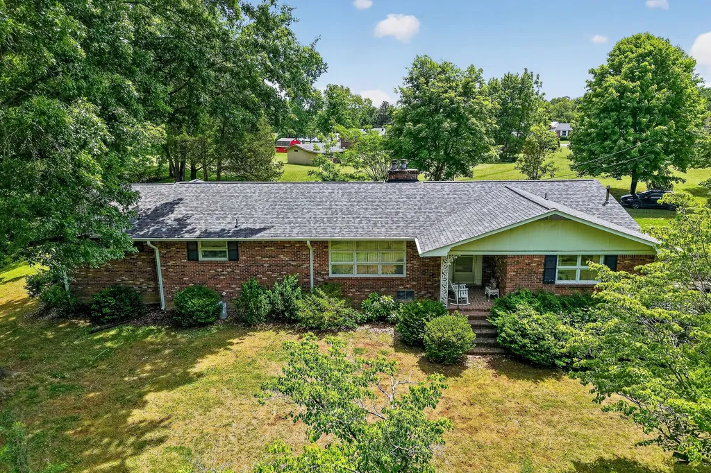 640 Cill Street Smithville TN 37166