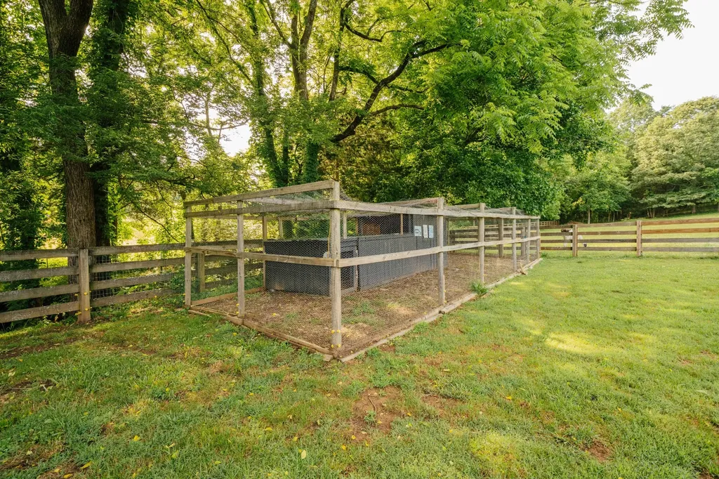 500 Case Road Prospect TN 38477