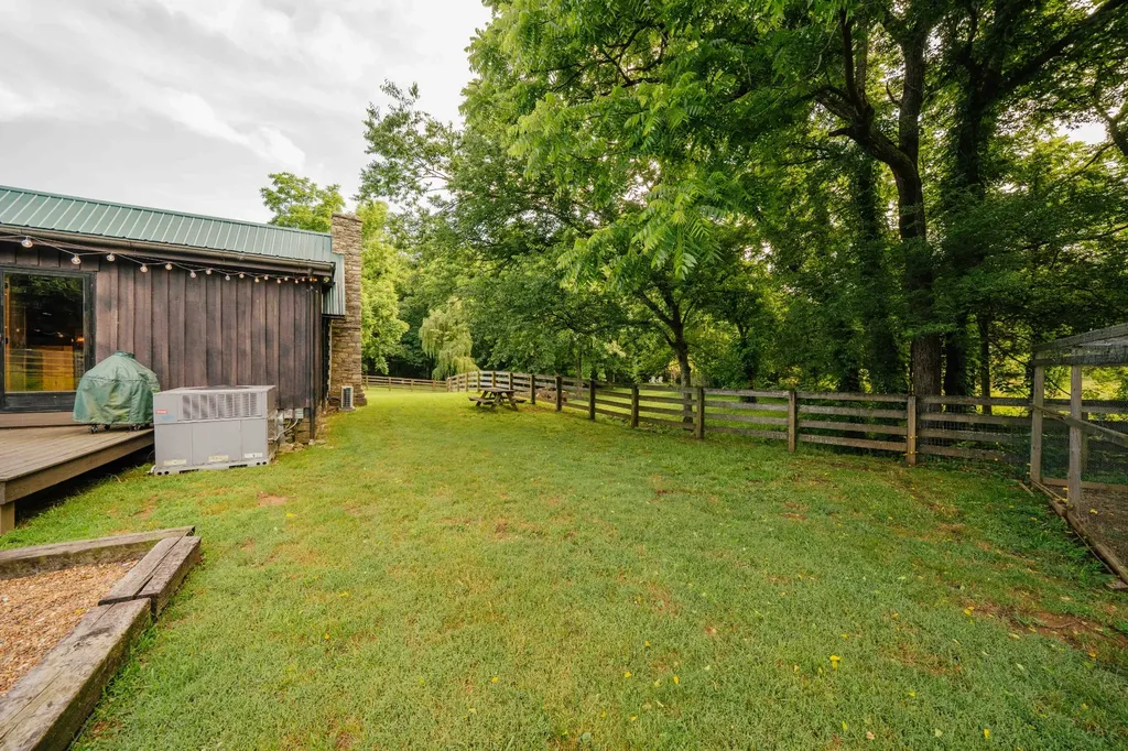 500 Case Road Prospect TN 38477