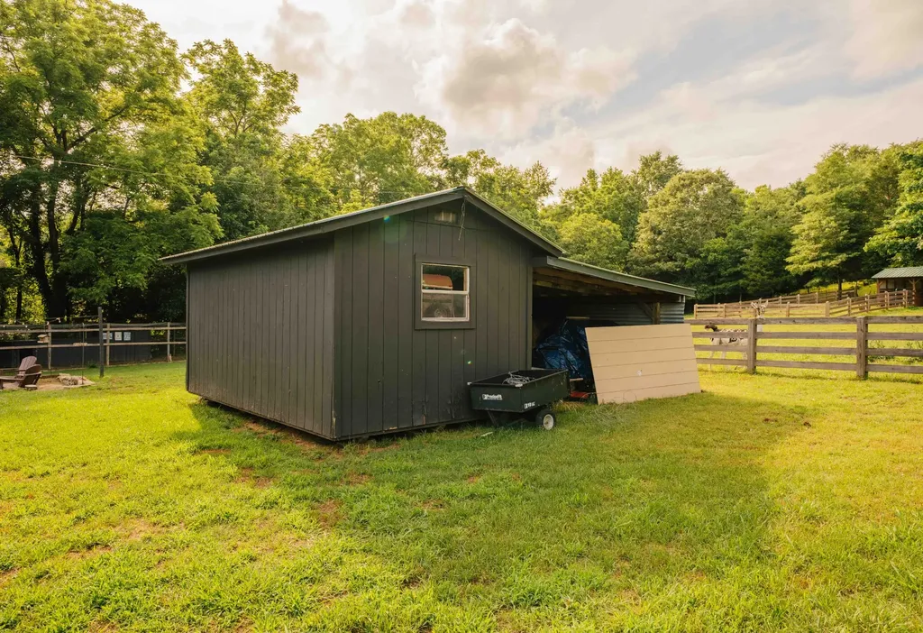 500 Case Road Prospect TN 38477