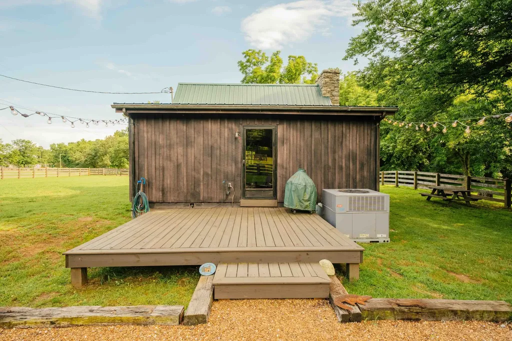500 Case Road Prospect TN 38477