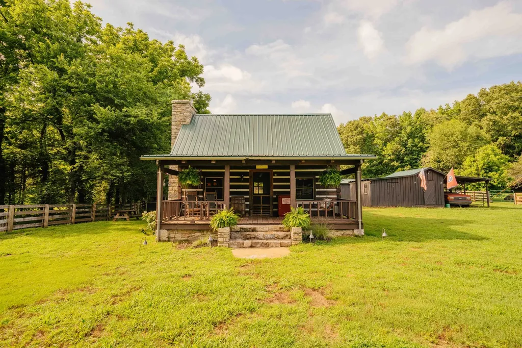 500 Case Road Prospect TN 38477