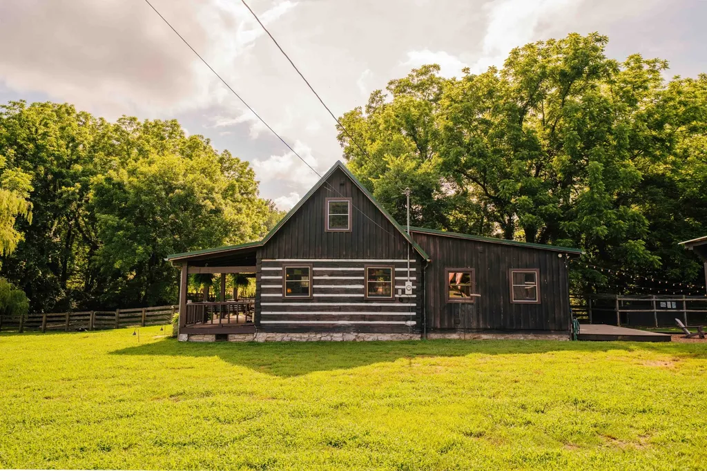 500 Case Road Prospect TN 38477