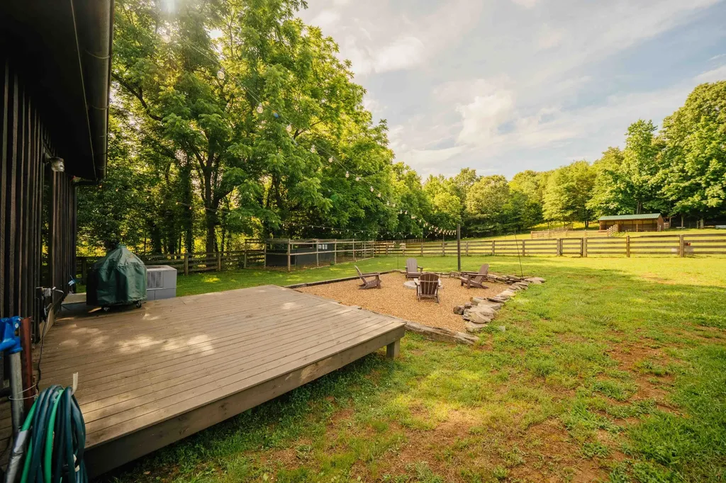 500 Case Road Prospect TN 38477