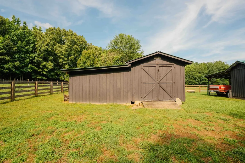 500 Case Road Prospect TN 38477