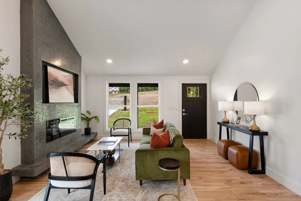 3036 Hillside Road Nashville TN 37207